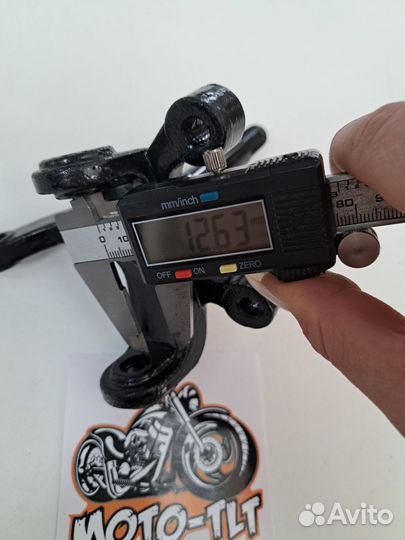 Кулак поворотный правый ATV200