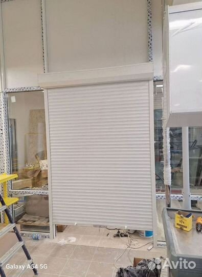 Гаражные ролетные ворота с монтажом