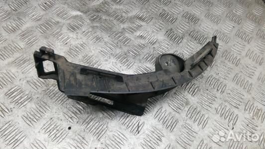 Крепление бампера переднее opel zafira B (HBR05HF0