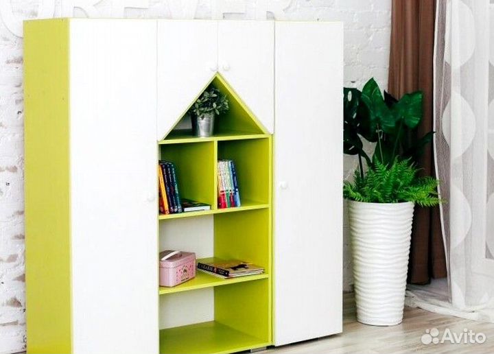 Детский шкаф-домик: уютное укрытие для вещей