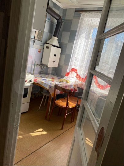 2-к. квартира, 45 м², 3/3 эт.