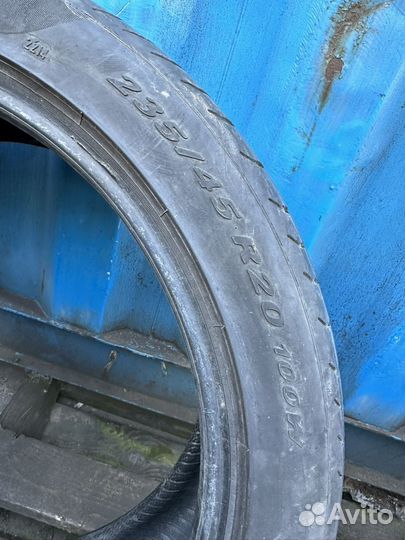 Pirelli P Zero 235/45 R20 100W