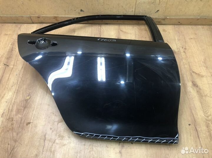 Дверь задняя правая Toyota Camry V50 2011-2017