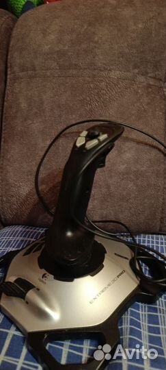 Джойстик/штурвал Logitech extreme 3d pro
