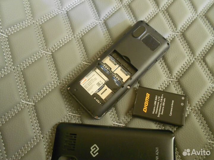 Alcatel One Touch Pixi 4007D, 512 МБ