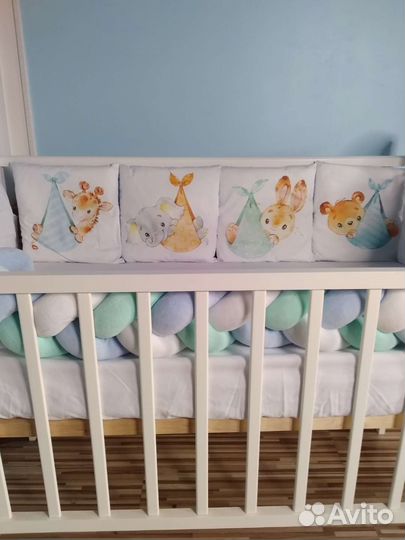 Бортики в кроватку новые