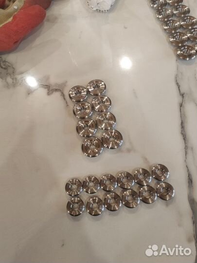 Титановые тарелки клапанов