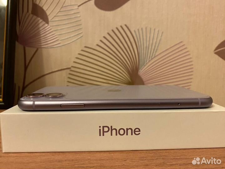iPhone 11, 128 ГБ