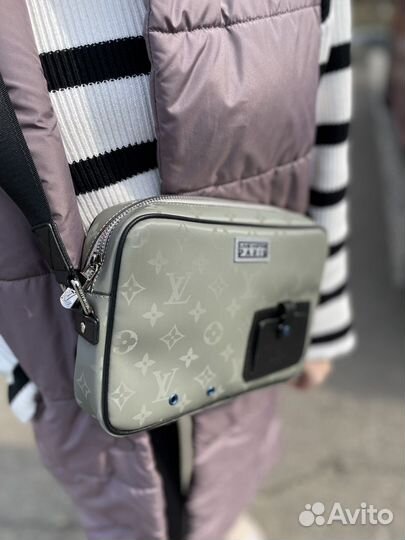 Сумка louis vuitton alpha