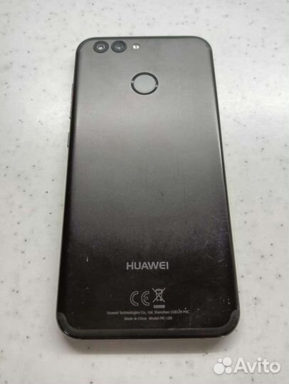 Смартфон Huawei Nova 2