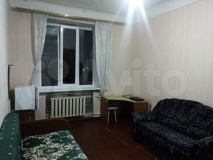 Комната 17 м² в 4-к., 2/4 эт.