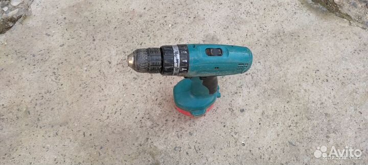 Makita 8280D ударная дрель-шуруповерт Li-ion 14.4v