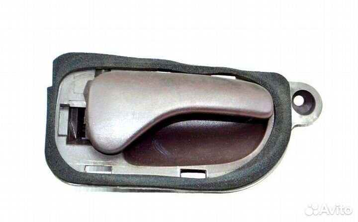 Ручка двери внутренняя, правая renault trucks Magn