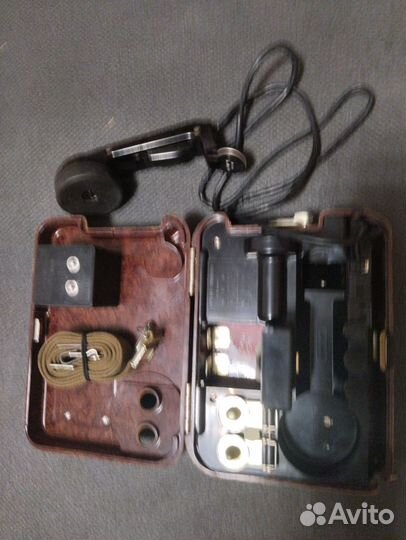 Старинный телефонный аппарат та-57