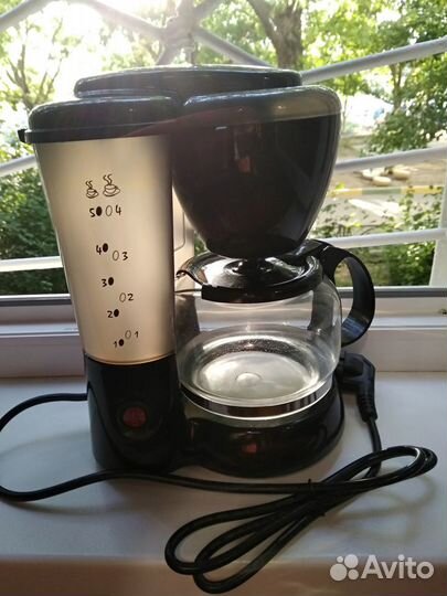 Продам кофеварку