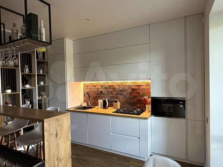 2-к. квартира, 64,3 м², 4/9 эт.