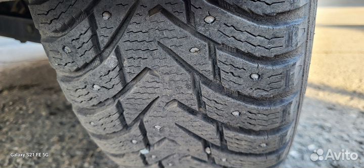 Nokian Tyres Hakkapeliitta 8 SUV 225/65 R17 106T