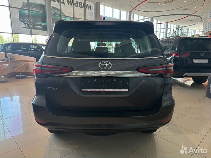 Toyota Fortuner 2.8 AT, 2022