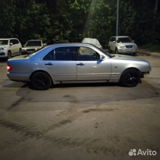 Mercedes-Benz E-класс 3.2 AT, 1996, 305 000 км