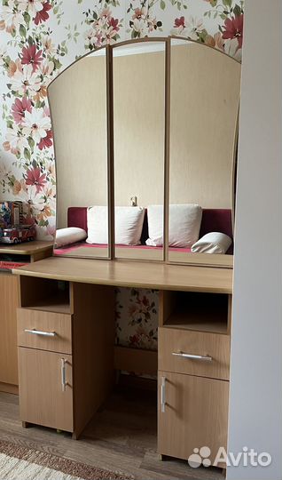 Трельяж с зеркалом