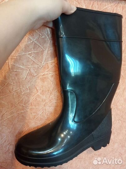 Резиновые сапоги