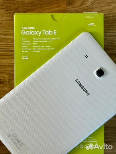 Планшет samsung galaxy Tab E