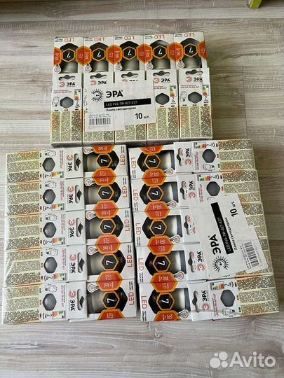 Лампочка светодиодная эра STD LED P45-7W-827-E27