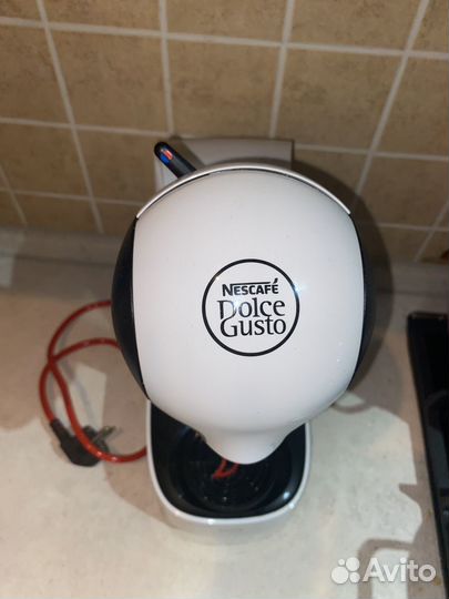 Капсульная кофемашина dolce gusto