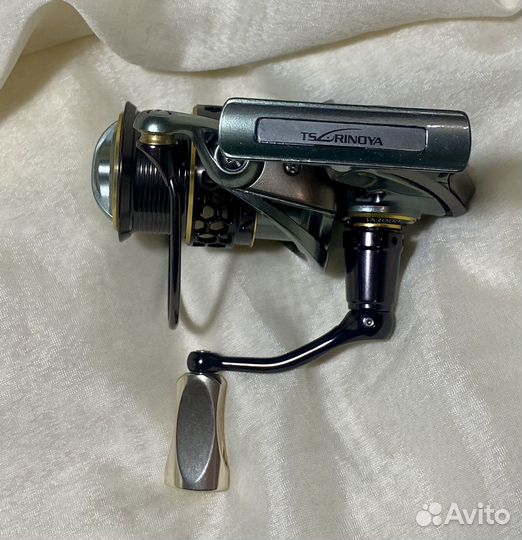 Рыболовная катушка новая tsurinoya ja2000