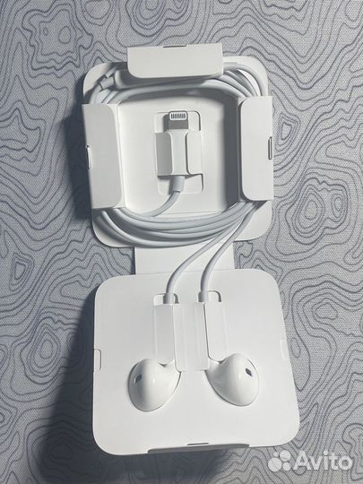 Наушники apple earpods lightning