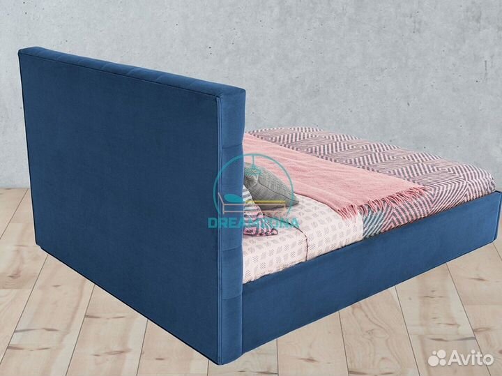 Кровать Кайли с мягким изголовьем под заказ