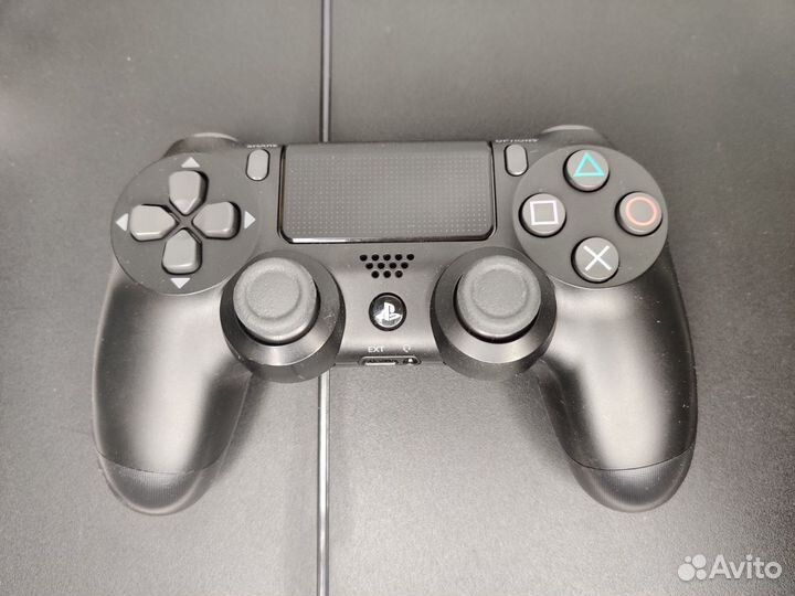 Sony playstation 4 1208B 1tb