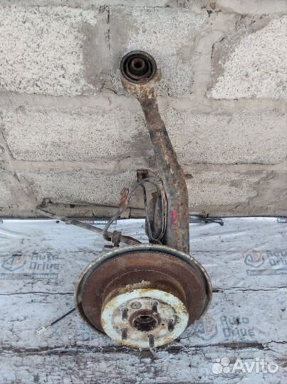 Кулак поворотный задний правый Toyota Rav4 ACA20