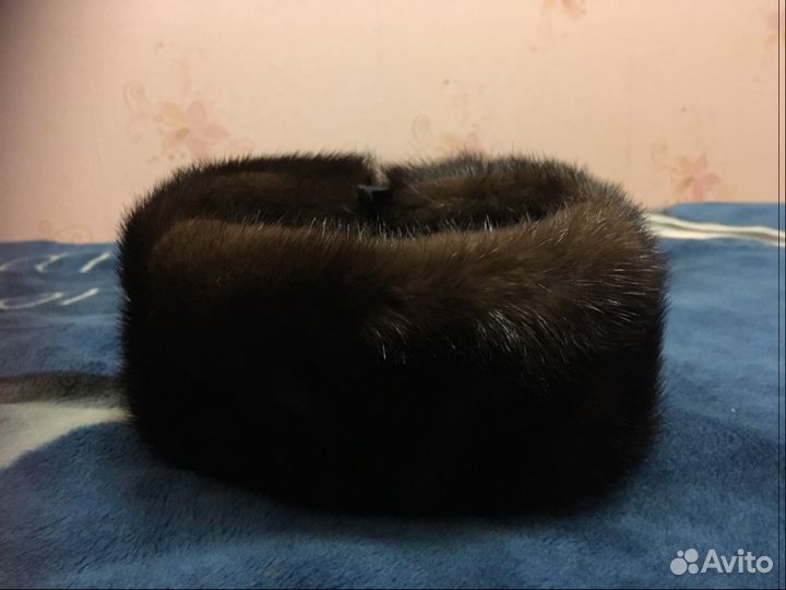 Новая мужская шапка