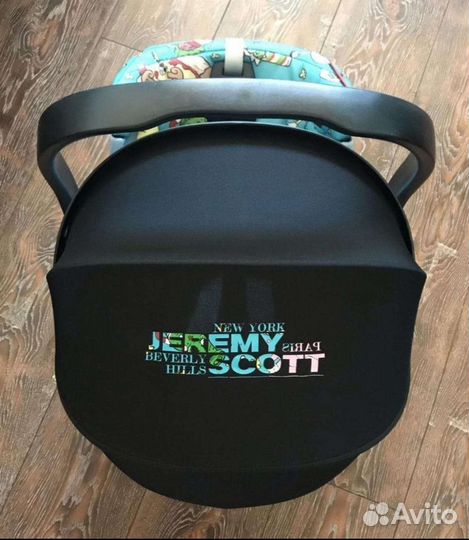 Автолюлька Cybex aton 3 Jeremy Scott