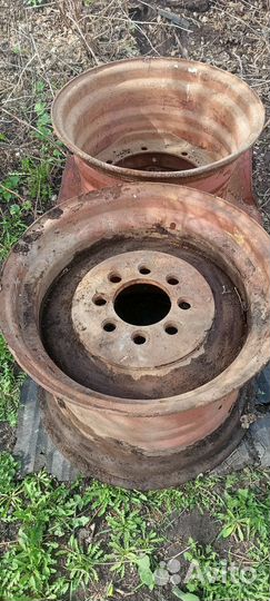 Запчасти для трактора Т-150К,на фото не все