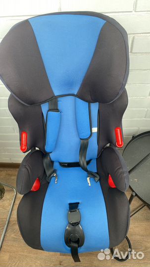 Детское автомобильное кресло бу