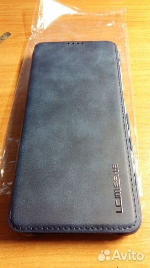 Кожаный чехол-книжка с A70