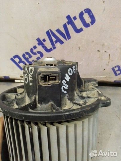 Моторчик печки LADA Priora 2008