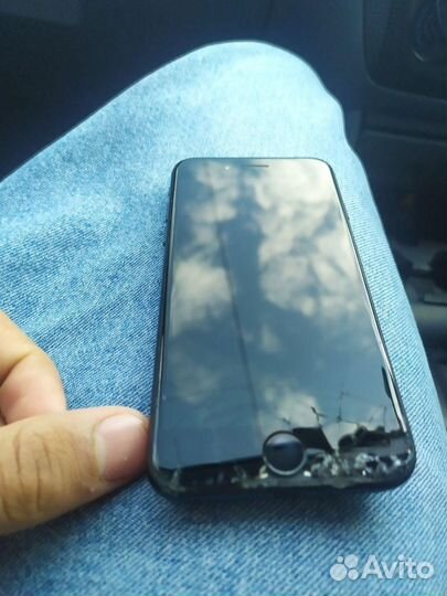 iPhone SE (2020), 64 ГБ