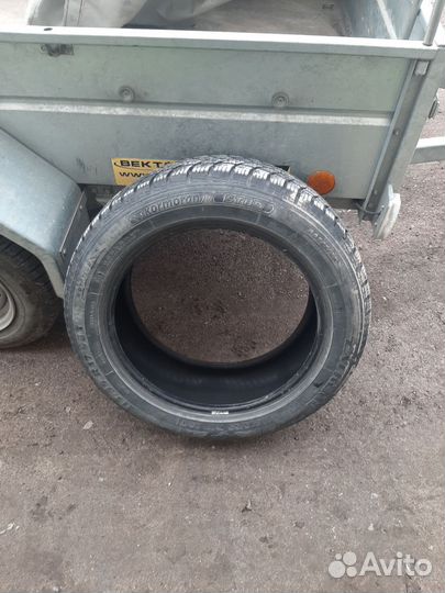 Kormoran Stud 215/55 R17 98T