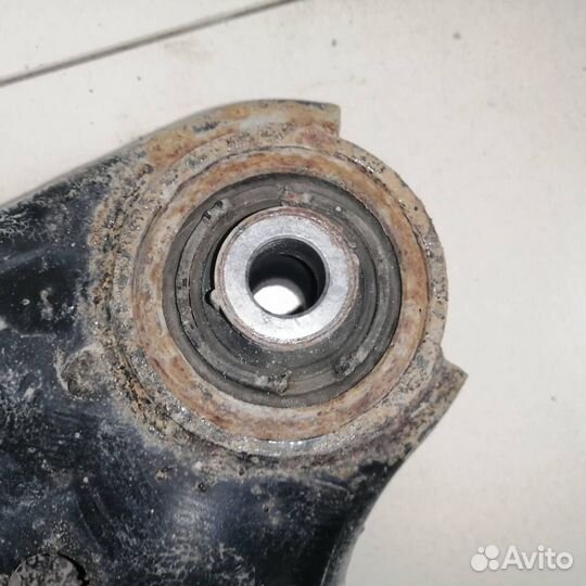 Рычаг передний левый Volvo XC60 2008-2017