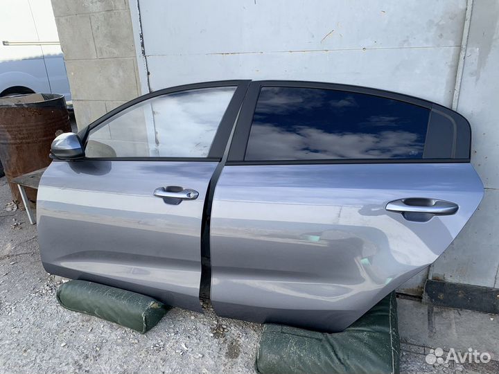 Дверь задняя левая Kia Rio 4 Оригинал 2017-2021