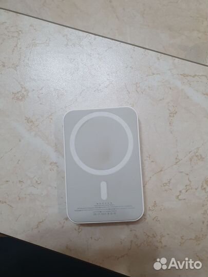 Повербанк Magsafe Battery Pack Apple