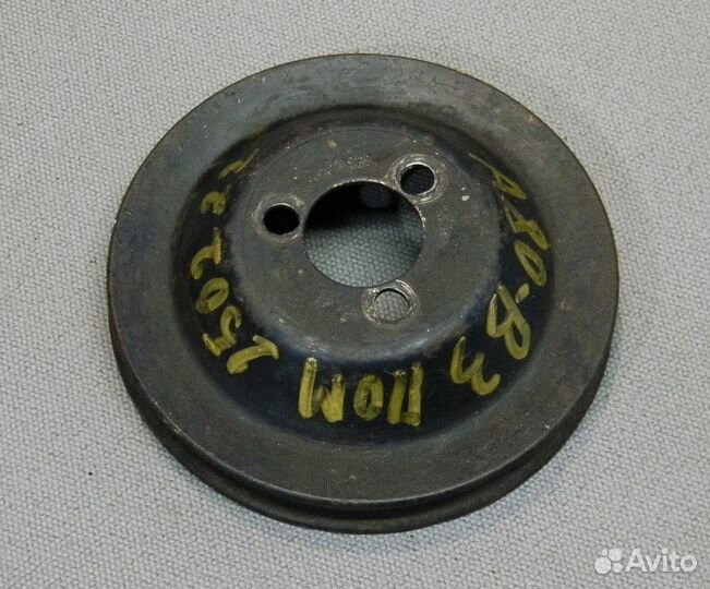 Шкив помпы Audi 80 B3