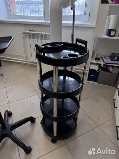 Тележка парикмахерская