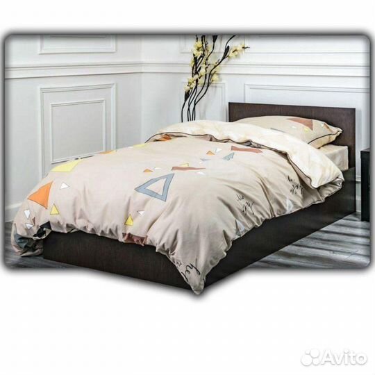 Кровать с матрасом