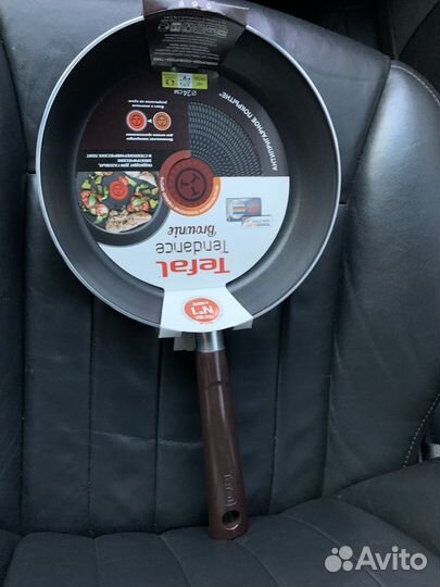 Сковорода Tefal 28 см