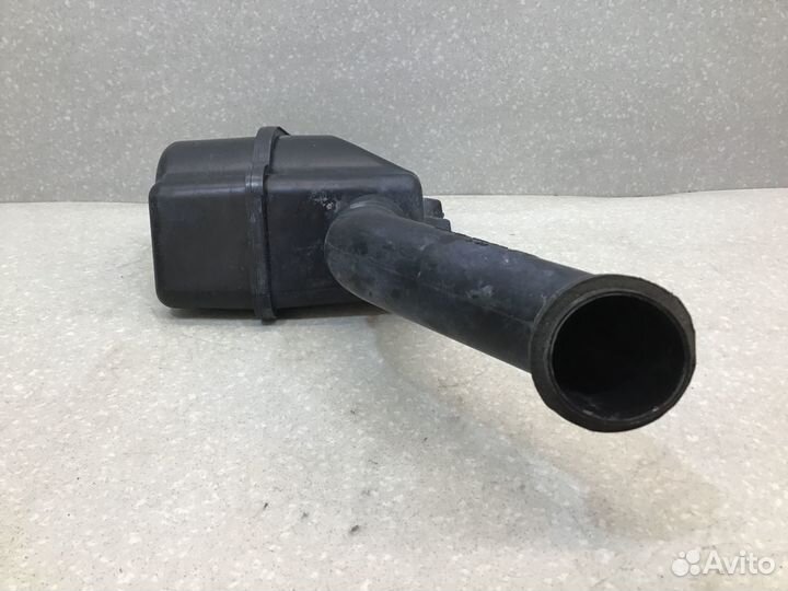 Резонатор воздушного фильтра Nissan X-Trail (T31)