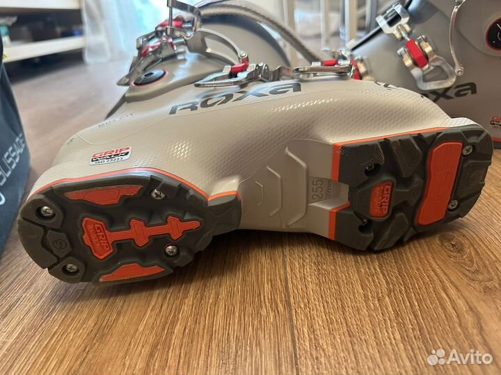 Горнолыжные ботинки